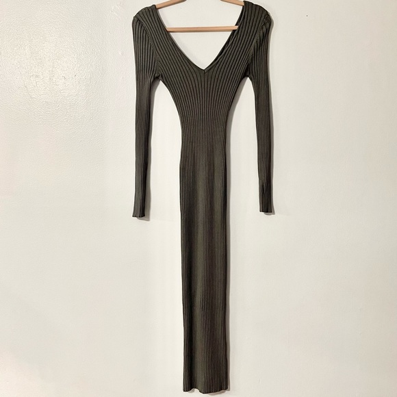 Hera Gray Green Long-Sleeve Ribbed Maxi Dress Women’s Size Medium - Picture 3 of 11